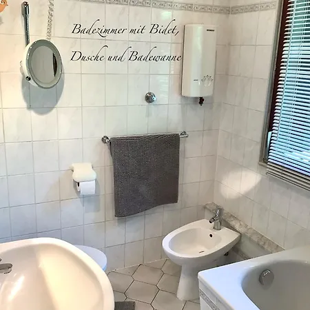 Holt Huus *